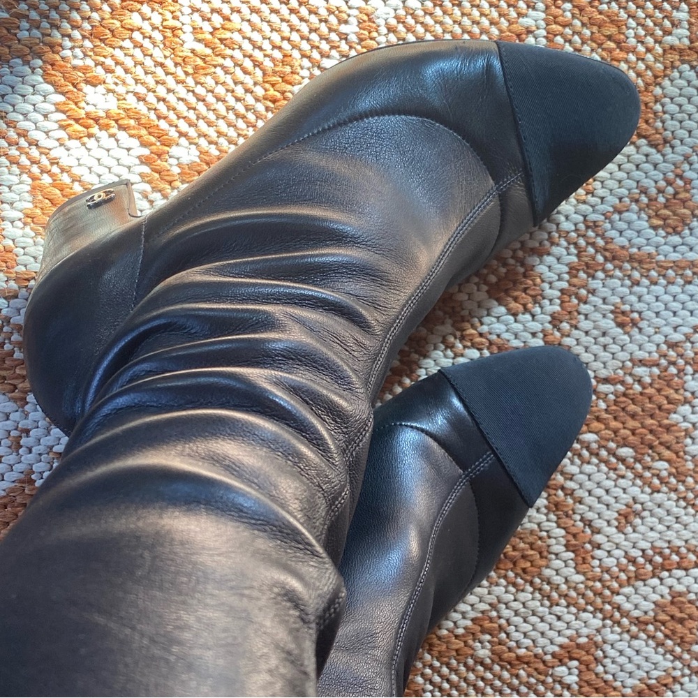 CHANEL Black Soft Lambskin Knee Heeled Boots - Picture 3 of 15